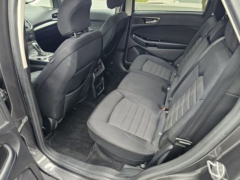 Used 2017 Ford Edge SEL image 21