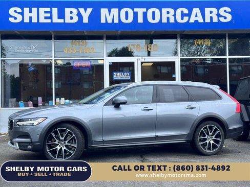 Used 2018 Volvo V90 T6 Cross Country w/ Convenience Package AWD/4WD image 1