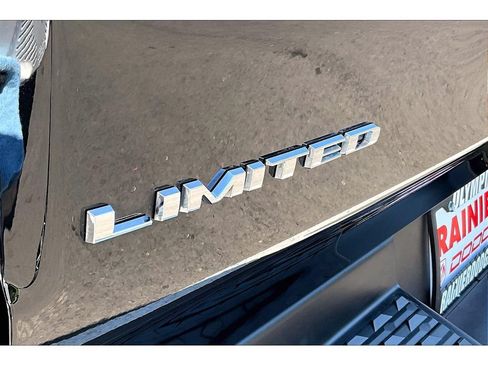 Used 2022 RAM 1500 Limited w/ Trailer Tow Group AWD/4WD image 8