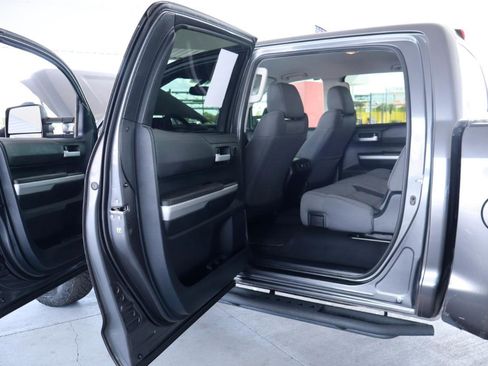 Used 2015 Toyota Tundra SR5 w/ SR5 Upgrade Package RWD image 30