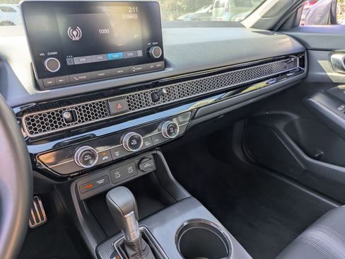 Used 2025 Honda Civic Sport image 20