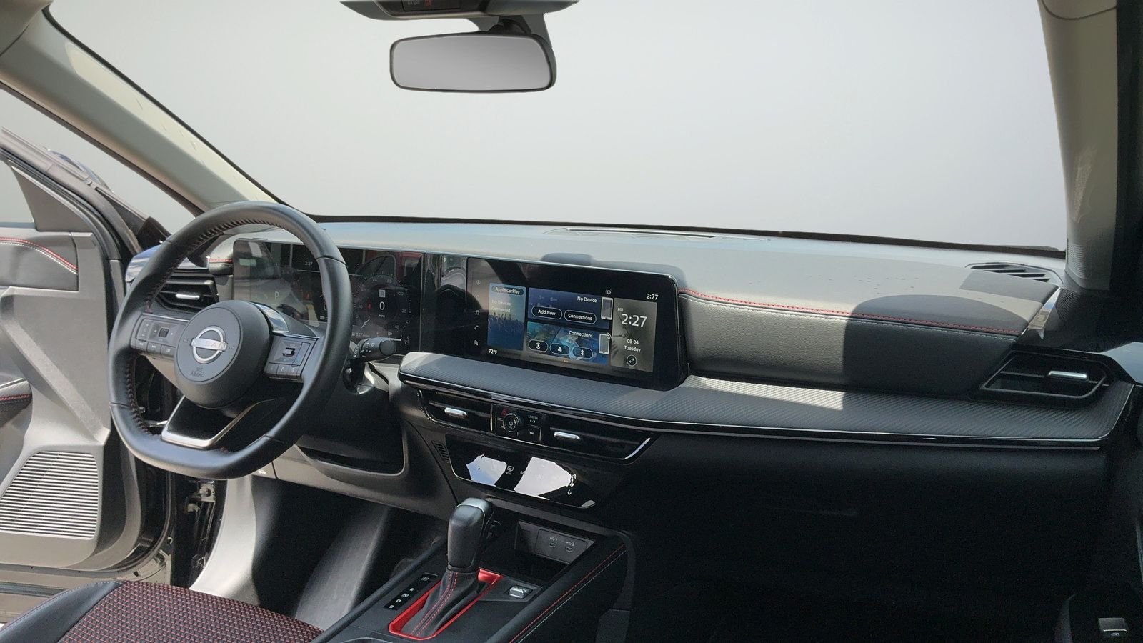 Certified 2025 Nissan Kicks SR FWD image 35