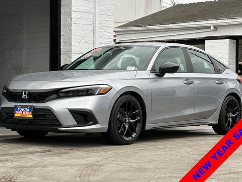 Used 2023 Honda Civic Sport image 8