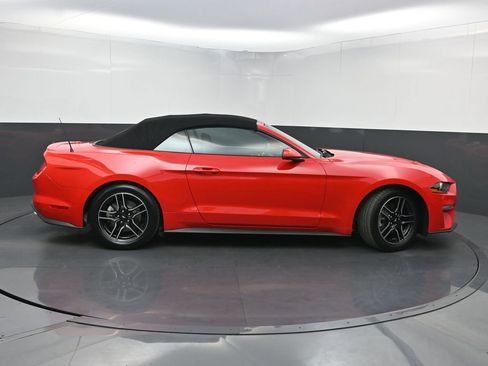 Used 2020 Ford Mustang Premium image 40