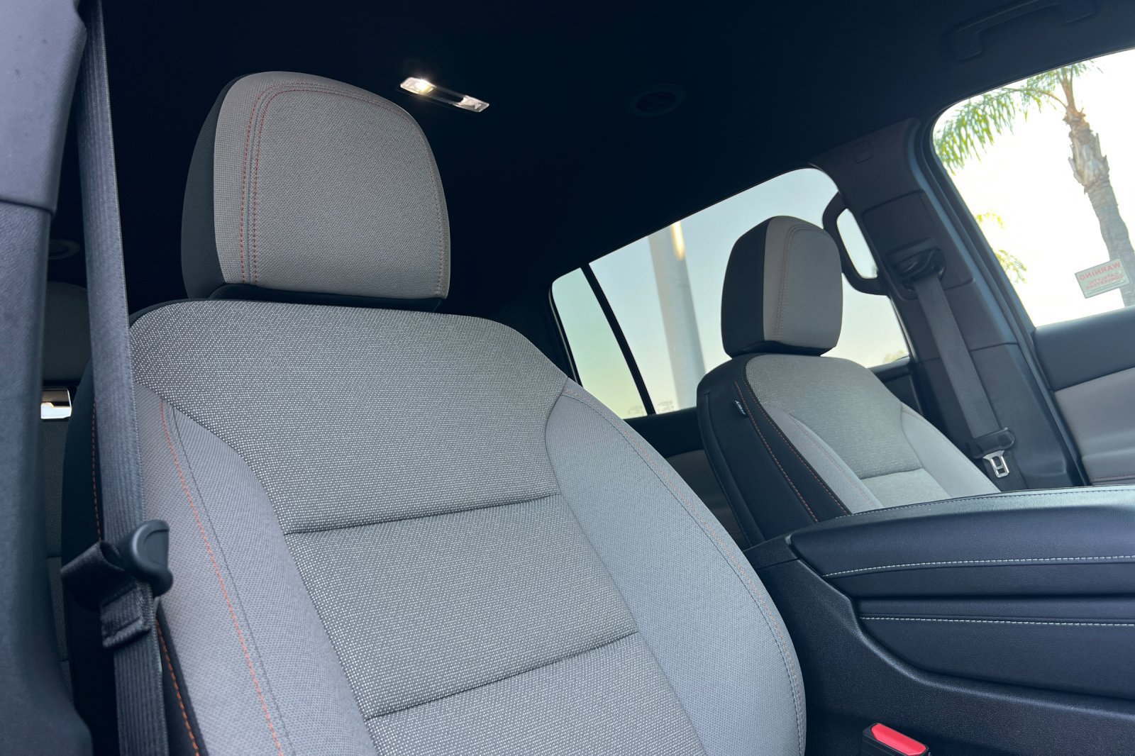 Used 2026 Chevrolet Traverse LT w/ Driver Confidence Package FWD image 23