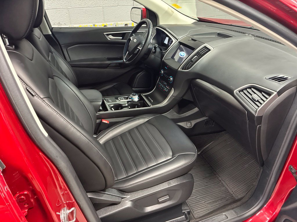Used 2020 Ford Edge SEL w/ Convenience Package FWD image 7
