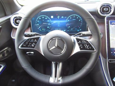 New 2026 Mercedes-Benz GLC 300 4MATIC image 25