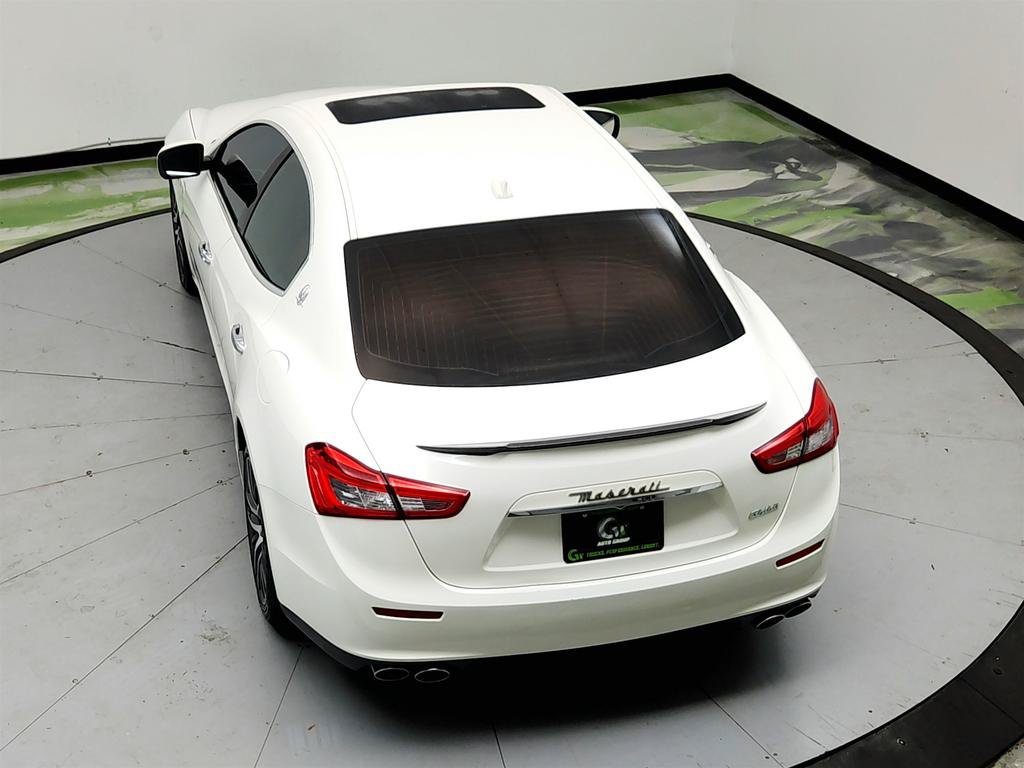 Used 2016 Maserati Ghibli RWD image 38