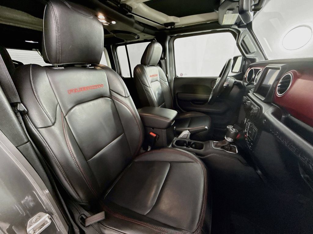 Used 2021 Jeep Wrangler Unlimited Rubicon w/ Uconnect 4C Nav & Sound Group AWD/4WD image 28