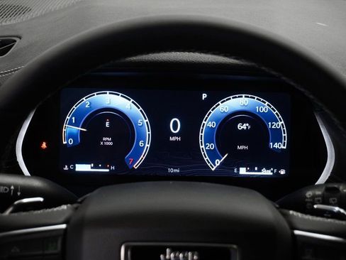 New 2025 Jeep Grand Cherokee Limited image 21