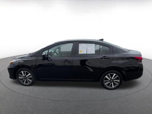 Used 2025 Nissan Versa SV FWD image 8