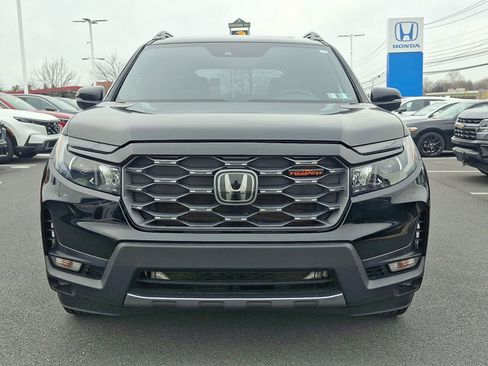 Certified 2023 Honda Passport TrailSport image 2