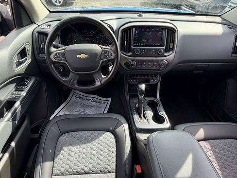 Used 2022 Chevrolet Colorado Z71 AWD/4WD image 15