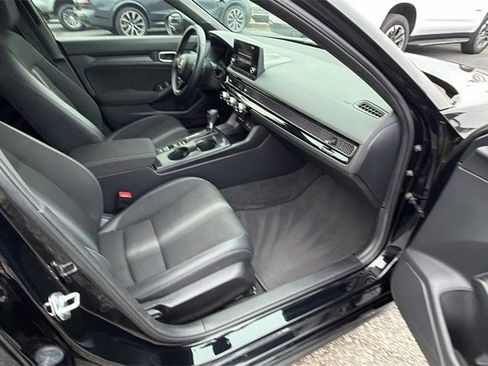 Used 2023 Honda Civic Sport image 16