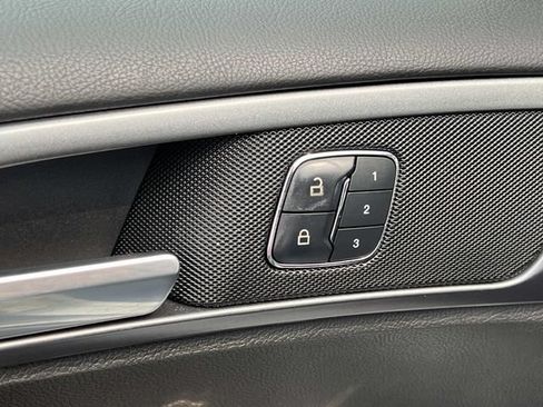 Used 2014 Ford Fusion Titanium FWD image 17