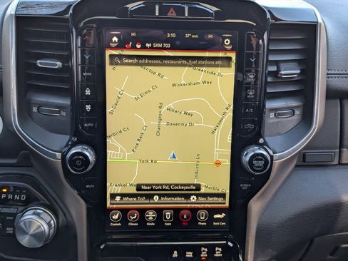 Used 2019 RAM 1500 Laramie image 26