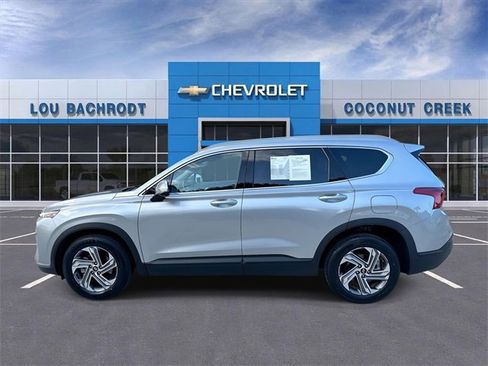 Used 2023 Hyundai Santa Fe SEL image 5