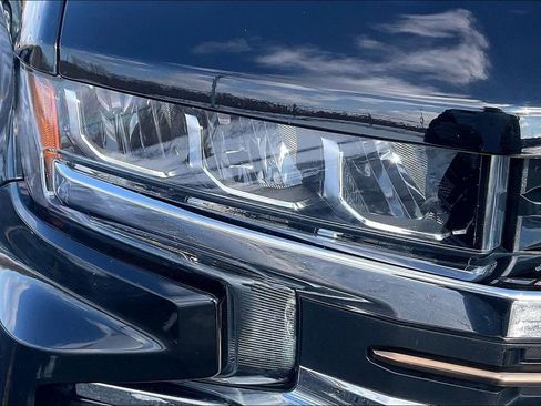 Used 2020 Chevrolet Silverado 1500 High Country w/ Technology Package image 33