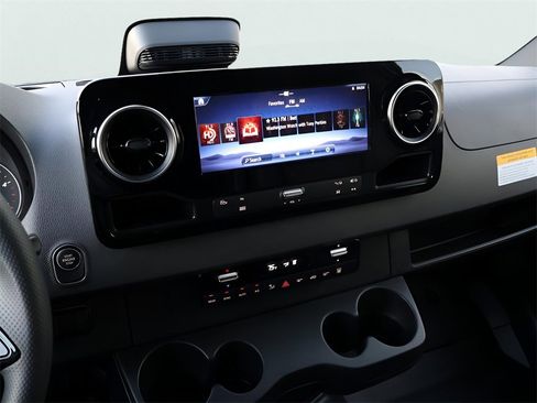 New 2025 Mercedes-Benz Sprinter 2500 image 20