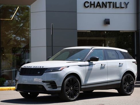 New 2026 Land Rover Range Rover Velar Dynamic SE AWD/4WD image 1