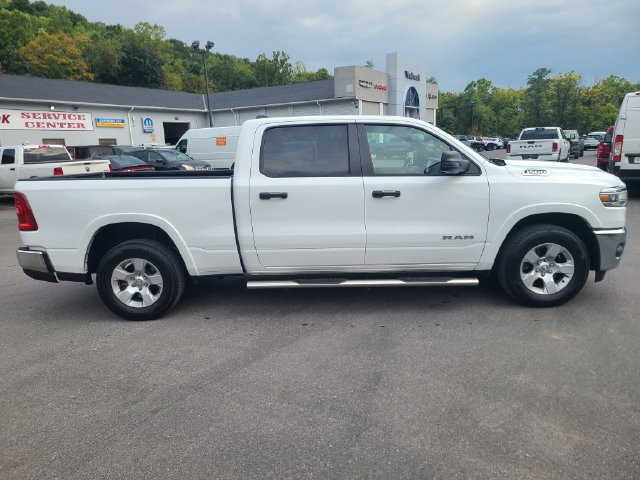 Used 2025 RAM 1500 Big Horn AWD/4WD image 7