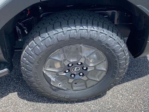 New 2026 Lexus GX 550 image 5