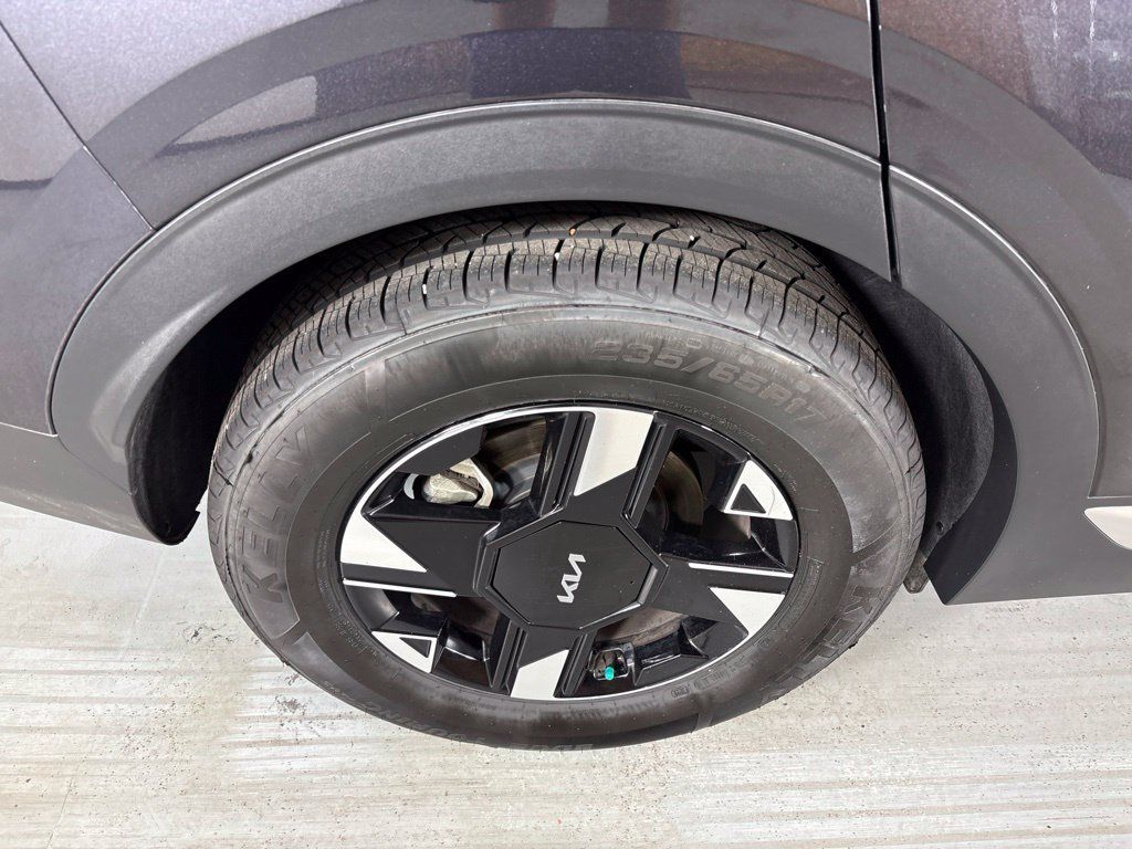 Used 2026 Kia Sportage LX FWD image 10