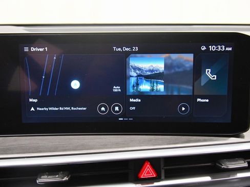 Certified 2025 Kia Sorento SX image 24