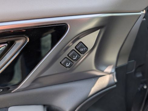 Used 2024 Subaru Outback Limited image 21