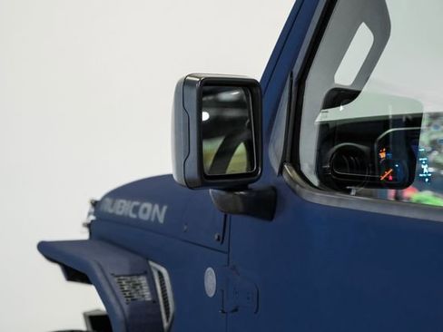 Used 2025 Jeep Wrangler Unlimited Rubicon w/ Technology Group image 64