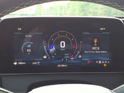 Used 2026 Chevrolet Traverse LT AWD/4WD image 25