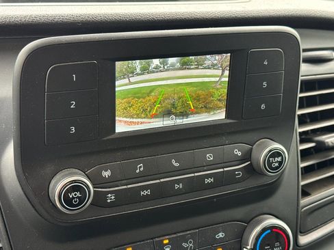 Used 2023 Ford Transit 250 Medium Roof AWD w/ Load Area Protection Package image 15