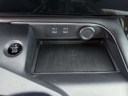 Certified 2026 Nissan Sentra SV w/ SV Convenience Package FWD image 16