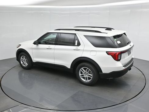 New 2026 Ford Explorer Active RWD image 39
