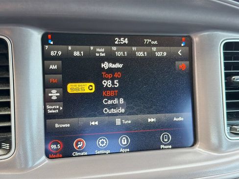 Used 2023 Dodge Charger SXT RWD image 14