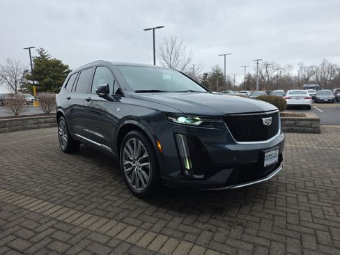 Used 2020 Cadillac XT6 Sport image 7