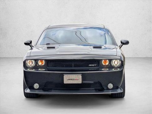 Used 2014 Dodge Challenger SRT8 Core w/ Electronics Convenience Group image 2