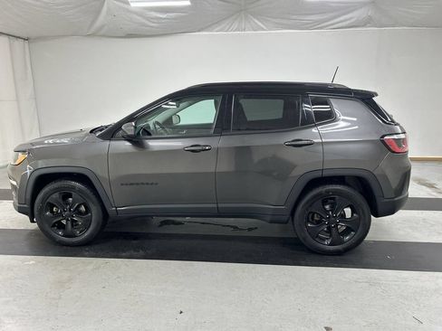 Used 2019 Jeep Compass Latitude AWD/4WD image 6