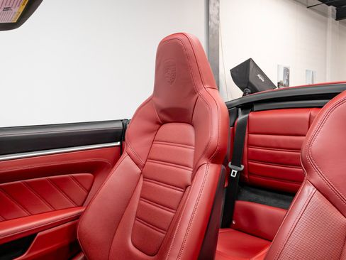 Used 2021 Porsche 911 Turbo S image 13