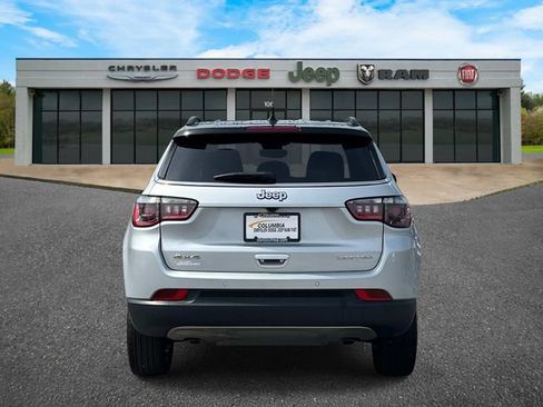 Used 2024 Jeep Compass Limited AWD/4WD image 5