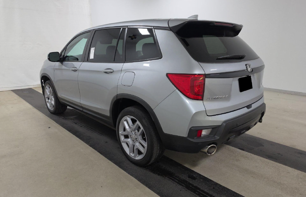 Used 2024 Honda Passport EX-L image 6