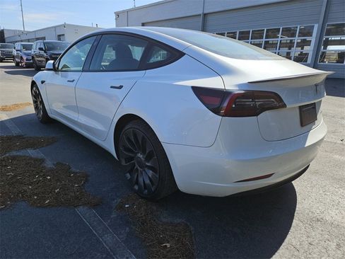 Used 2023 Tesla Model 3 Performance image 9