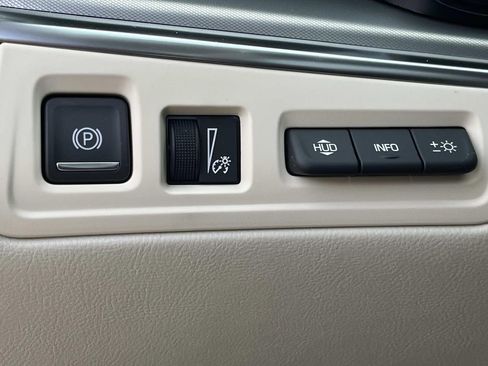 New 2026 Cadillac XT5 Premium Luxury w/ Driver Assist Package FWD image 28