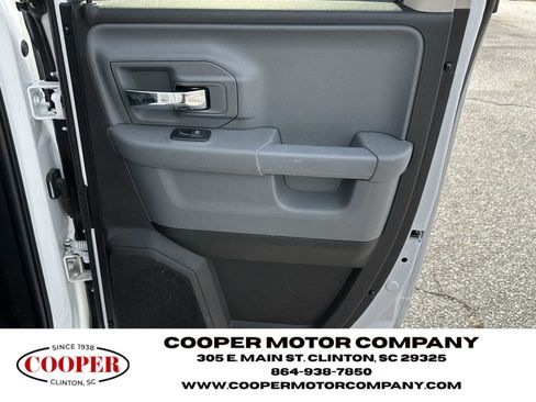 Used 2024 RAM 1500 Classic SLT image 16