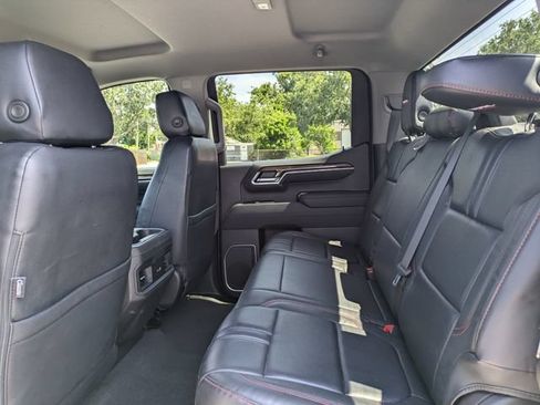 Used 2023 Chevrolet Silverado 1500 LT Trail Boss AWD/4WD image 14