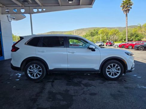 Used 2025 Honda CR-V EX-L image 9