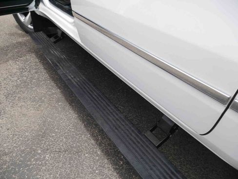 Used 2021 RAM 1500 Limited AWD/4WD image 17