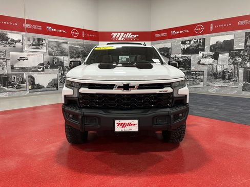Used 2023 Chevrolet Silverado 1500 ZR2 w/ ZR2 Bison Edition image 8