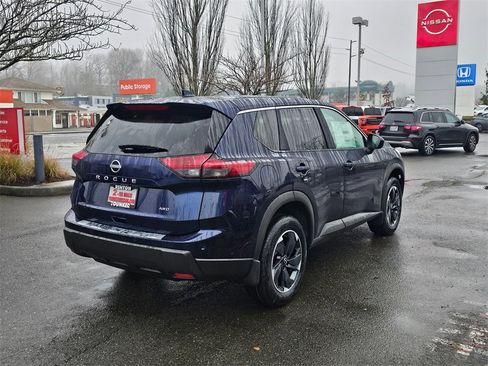 New 2026 Nissan Rogue SV image 5