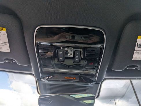 Used 2023 Land Rover Range Rover SE AWD/4WD image 28